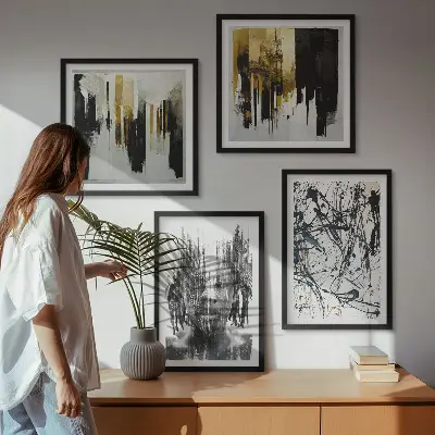 Set de cuadros abstractos modernos retratos con diseño de contrastes para salón