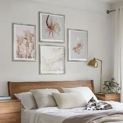 Galería de pared con diseño de flores de hierba de mármol