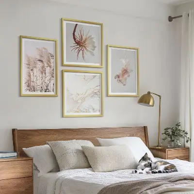Galería de pared con diseño de flores de hierba de mármol