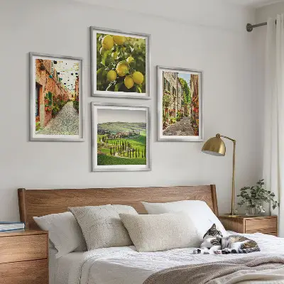 Set de 4 cuadros para salón con diseño de encantadoras calles de limoneros en flor