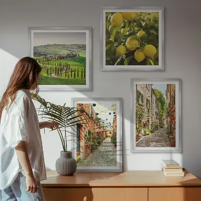 Set de 4 cuadros para salón con diseño de encantadoras calles de limoneros en flor