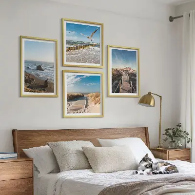 Set de 4 cuadros para salón con diseño de olas, playa, cielo y muelle