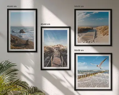 Set de 4 cuadros para salón con diseño de olas, playa, cielo y muelle