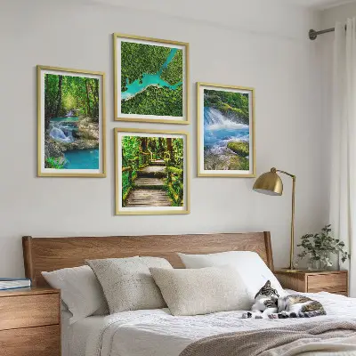 Set de 4 cuadros para salón diseño de bosques verdes y aguas cristalinas