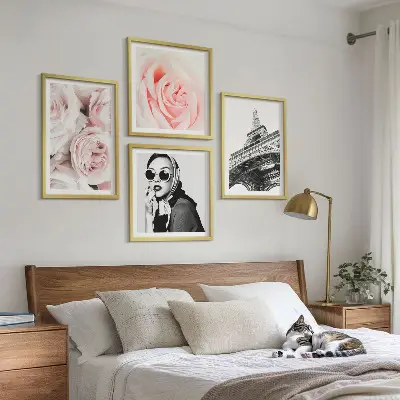 Galería de pared cuadro el retrato de una mujer con rosas de Eiffel