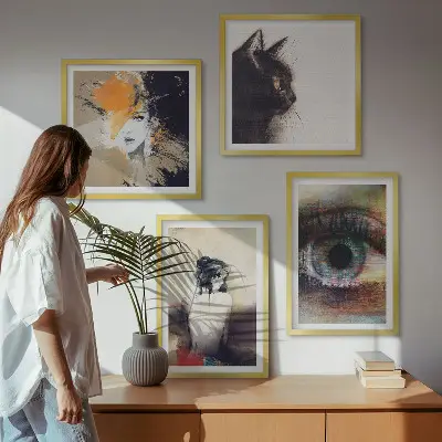 Set de cuadros modernos para salón retrato de una mujer con enfoque en ojo, colores y emociones