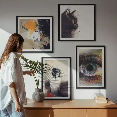 Set de cuadros modernos para salón retrato de una mujer con enfoque en ojo, colores y emociones
