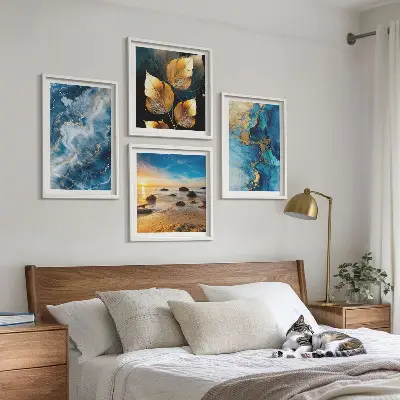Set de 4 cuadros decorativos para salón con diseño de patrones en azul y oro