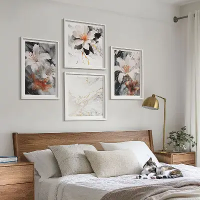 Galería de pared diseño de flores con efecto de mármol en blanco y negro