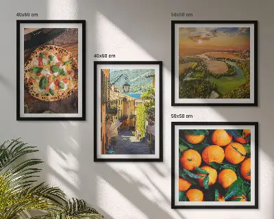 Set de 4 cuadros para salón con diseño de calle en colinas italianas