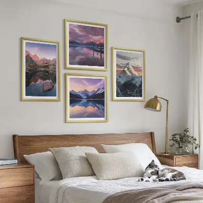 Set de cuadros modernos para salón con diseño de paisajes montañosos al fondo