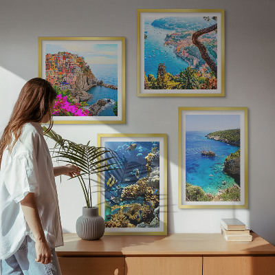 Set de 4 cuadros para salón Vistas al mar, casas coloridas