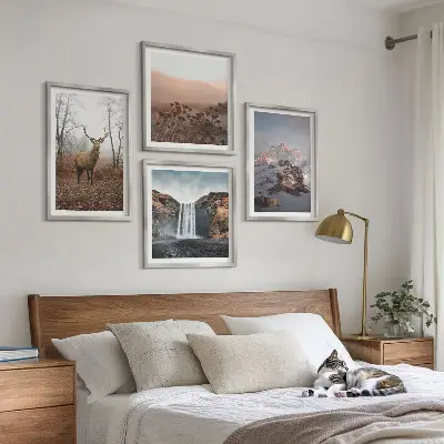 Set de 4 cuadros para salón con paisajes de montañas y ciervos