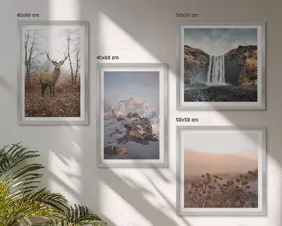 Set de 4 cuadros para salón con paisajes de montañas y ciervos