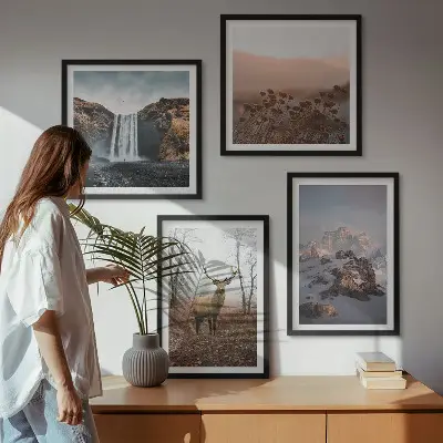 Set de 4 cuadros para salón con paisajes de montañas y ciervos