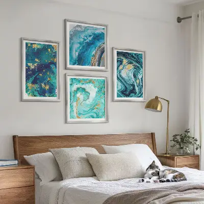 Galería de pared con cuadros de pintura abstracta decorativa