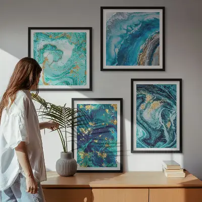 Galería de pared con cuadros de pintura abstracta decorativa