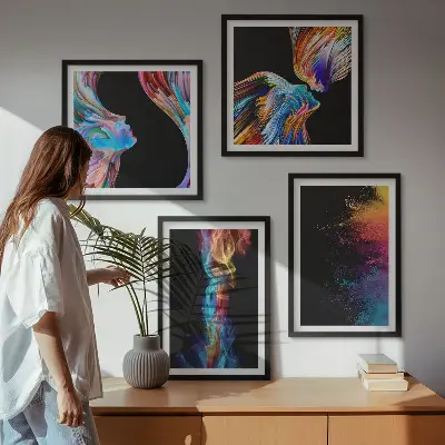Set de 4 cuadros para salón con formas de rostros abstractos y coloridos