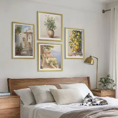 Set de 4 cuadros para salón con diseño de plantas en macetas, limones y calle