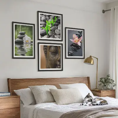 Galería de pared composición de Buda con flores zen pacíficas