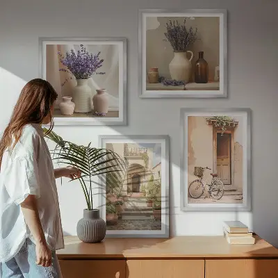 Set de cuadros modernos para salón con diseño de flores de lavanda y arquitectura