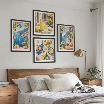 Galería de pared ventana al mar con limones italianos