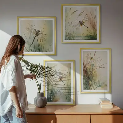 Set de cuadros modernos para salón con diseño de libélulas sobre el agua