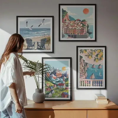 Set de 4 cuadros decorativos para salón con montañas coloridas y ciudades costeras