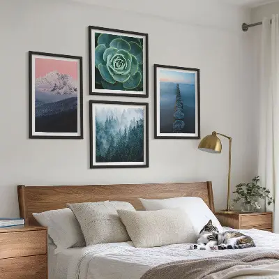 Set de cuadros modernos para salón con diseño de montañas, cielo rosa, agua y suculentas