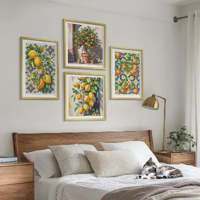 Set de cuadros modernos para salón con diseño de frutas cítricas abstractas y coloridas