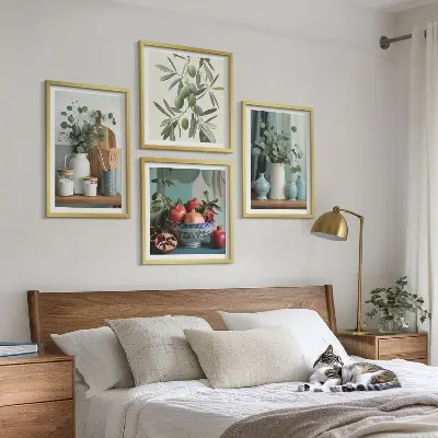 Set de cuadros modernos para salón diseño de aceitunas verdes con eucalipto