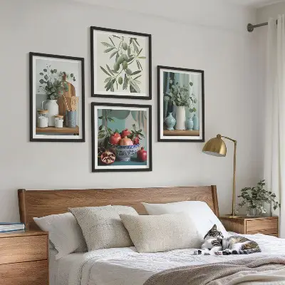 Set de cuadros modernos para salón diseño de aceitunas verdes con eucalipto
