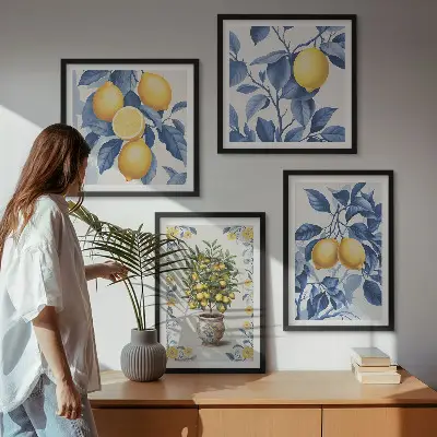 Galería de pared con ramas de limón y hojas azules
