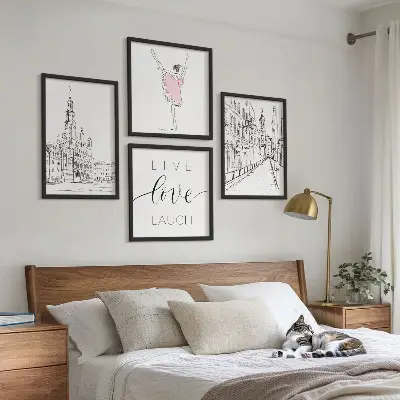 Set de 4 cuadros para salón con diseño de arquitectura elegante y gráficos de bailarina