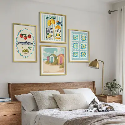 Set de cuadros modernos para salón con ilustraciones de la cocina mediterránea
