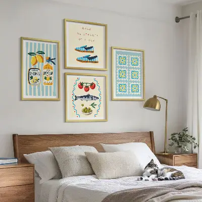 Galería de pared con patrones de frutas y cultura italiana
