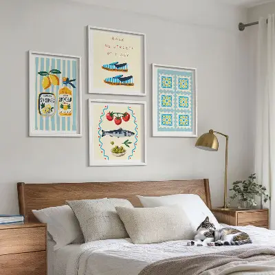 Galería de pared con patrones de frutas y cultura italiana