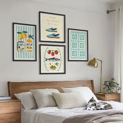 Galería de pared con patrones de frutas y cultura italiana