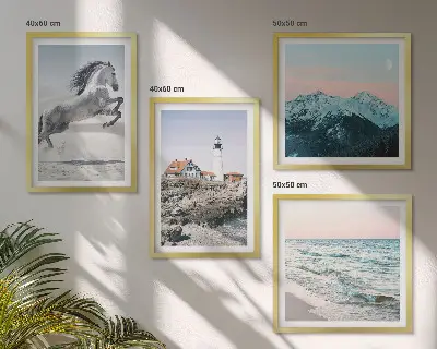 Set de 4 cuadros para salón con motivos de caballos en movimiento, playa, faro y montañas