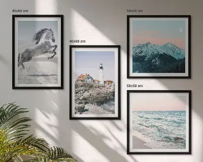 Set de 4 cuadros para salón con motivos de caballos en movimiento, playa, faro y montañas