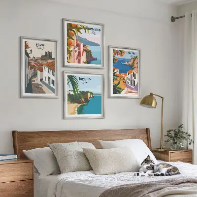 Set de cuadros modernos para salón con ilustraciones retro de ciudades del mundo