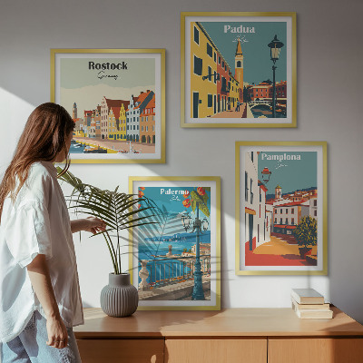 Set de 4 cuadros para salón Ilustraciones urbanas retro
