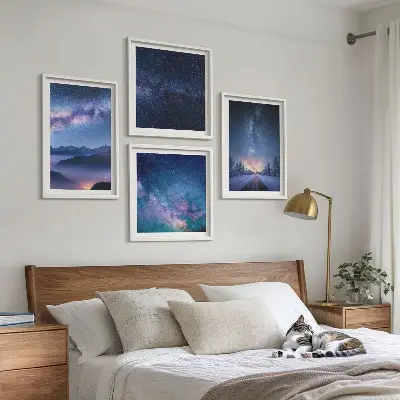 Set de cuadros modernos para salón con diseño de cielo nocturno con montañas nevadas y espacio