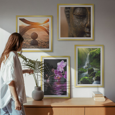 Galería de pared Flores en el agua de la cascada de Buda