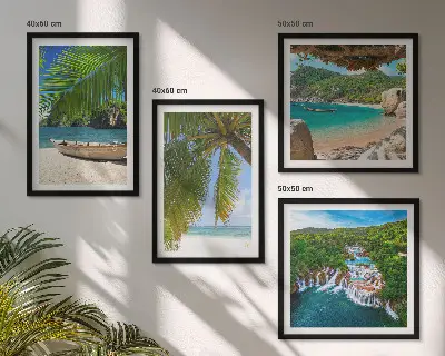 Galería de pared con motivos de playa, barco, cascadas y palmeras