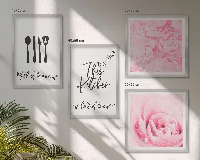 Set de 4 cuadros decorativos con diseño de delicadas rosas para cocina