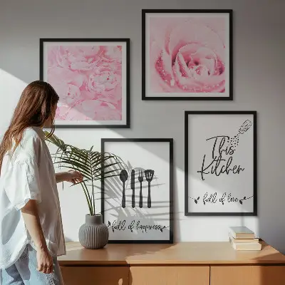 Set de 4 cuadros decorativos con diseño de delicadas rosas para cocina