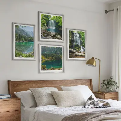 Set de 4 cuadros para salón diseño de cascadas en un entorno verde