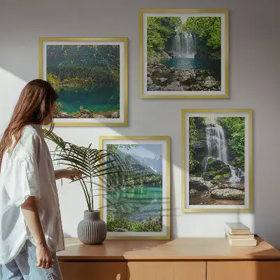 Set de 4 cuadros para salón diseño de cascadas en un entorno verde