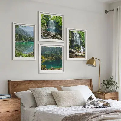 Set de 4 cuadros para salón diseño de cascadas en un entorno verde